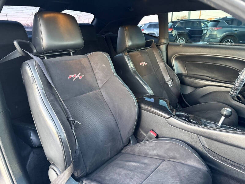 2015 Dodge Challenger R/T Plus