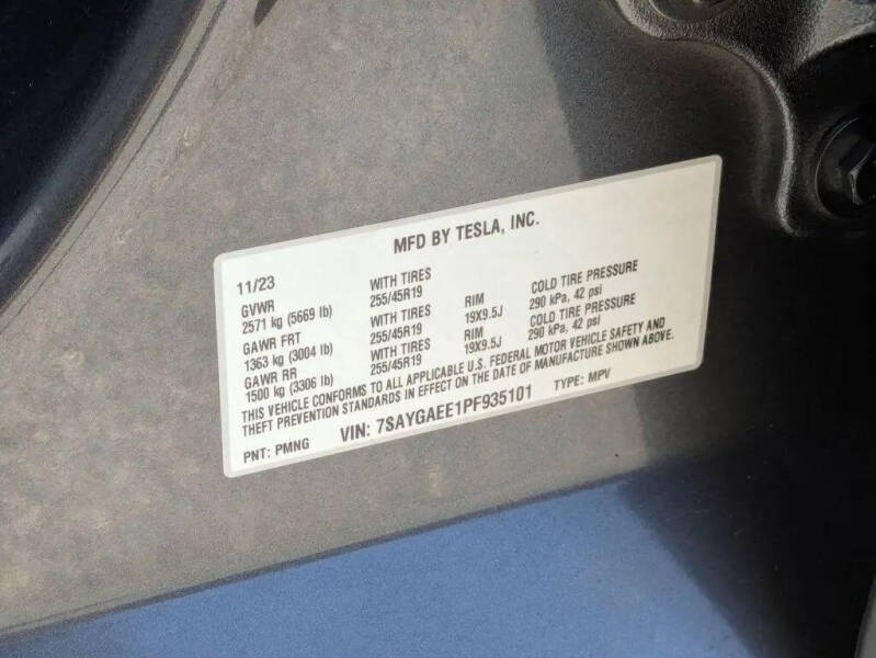 2023 Tesla Model Y Long Range