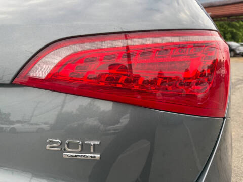 2012 Audi Q5 2.0T quattro Premium Plus