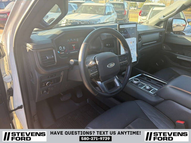 2023 Ford Expedition MAX Platinum