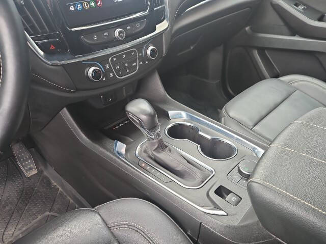 2023 Chevrolet Traverse LT Leather