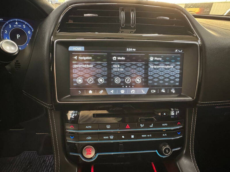 2020 Jaguar F-PACE SVR