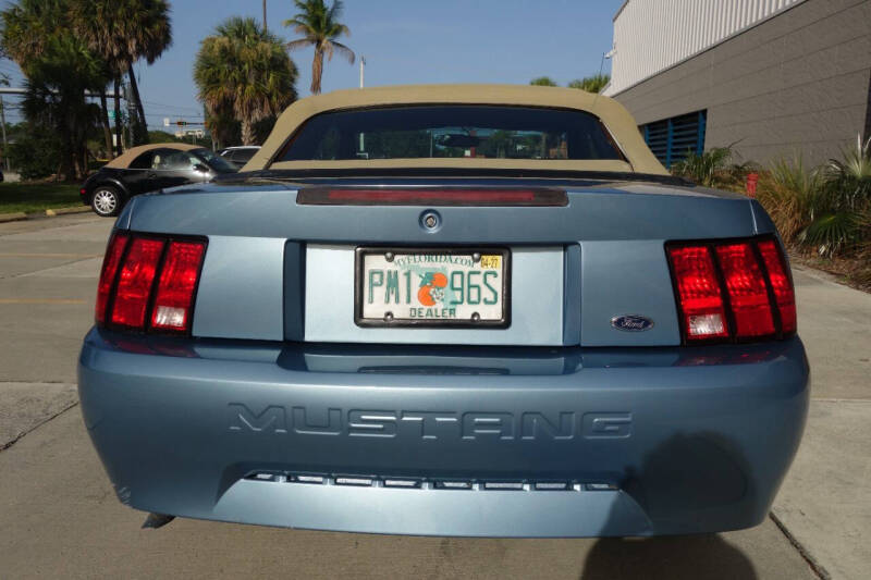 2001 Ford Mustang