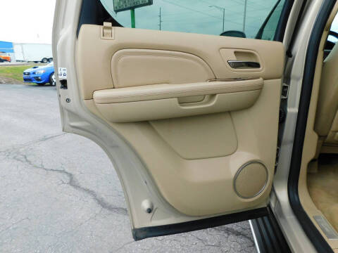 2011 Cadillac Escalade Luxury