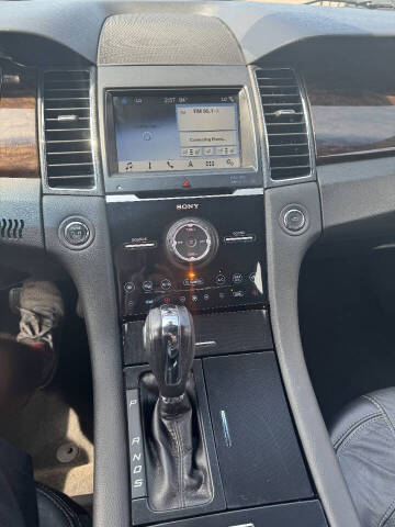 2018 Ford Taurus Limited