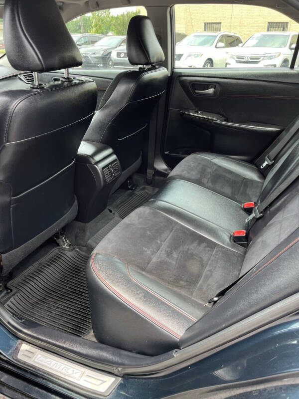 2017 Toyota Camry XSE