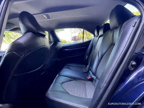 2022 Toyota Camry SE