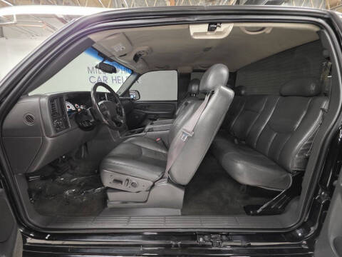2004 Chevrolet Silverado 1500 SS