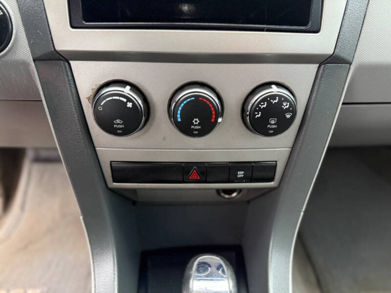 2008 Dodge Avenger SE