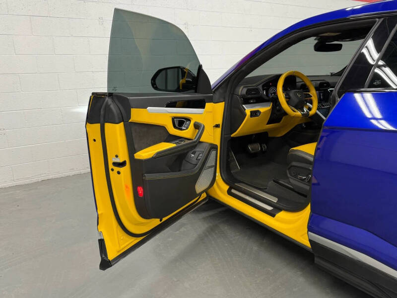 2019 Lamborghini Urus