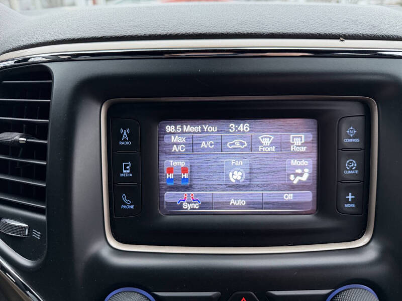 2014 Jeep Grand Cherokee Laredo