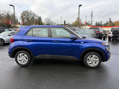 2022 Hyundai Venue SE