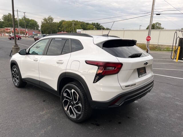 2024 Chevrolet Trax RS