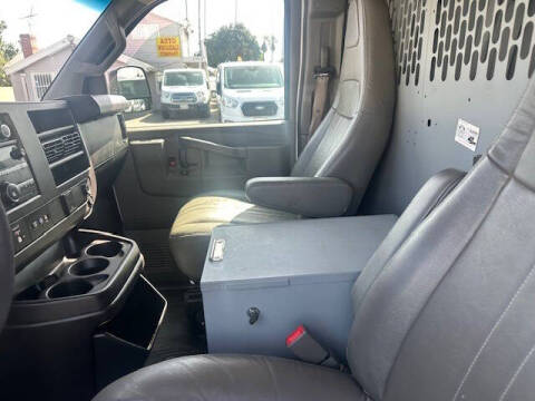 2018 Chevrolet Express 2500