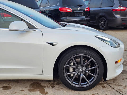 2020 Tesla Model 3 Standard Range Plus