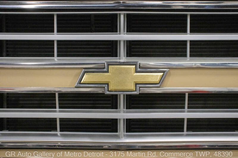 1987 Chevrolet R/V 10 Series V10