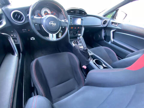2015 Scion FR-S