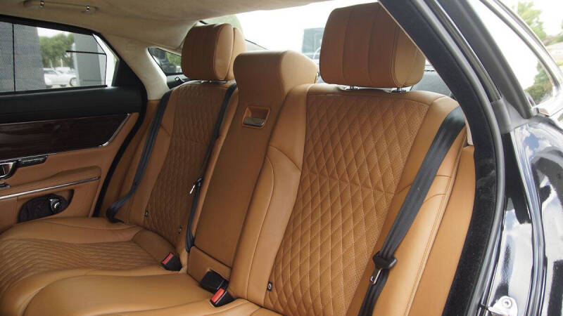 2016 Jaguar XJL Portfolio