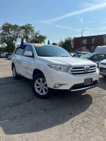 2013 Toyota Highlander for sale at AutoBank in Chicago IL