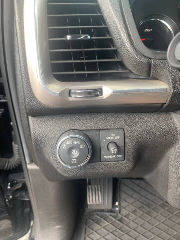 2014 GMC Acadia Denali