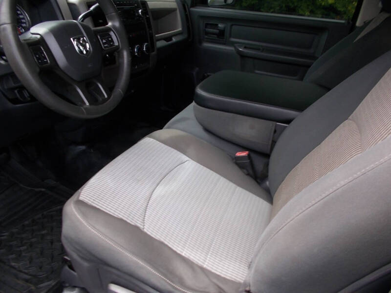 2012 RAM 1500 ST