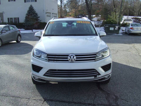 2016 Volkswagen Touareg VR6 Lux