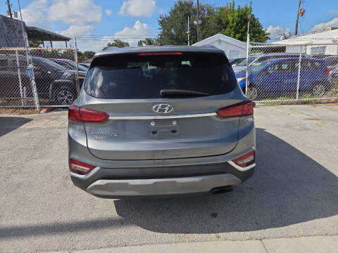 2019 Hyundai Santa Fe SE 2.4L