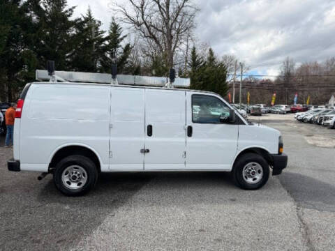 2022 GMC Savana 2500