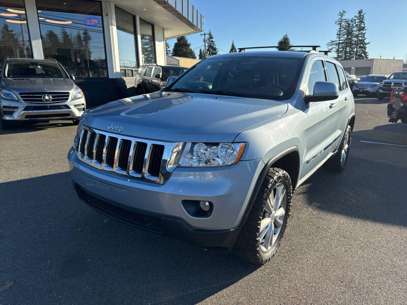 2013 Jeep Grand Cherokee for sale at Daytona Motor Co in Lynnwood WA