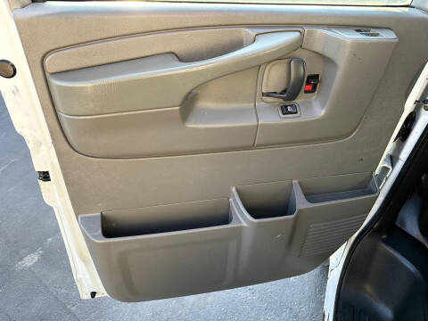 2014 Chevrolet Express 2500