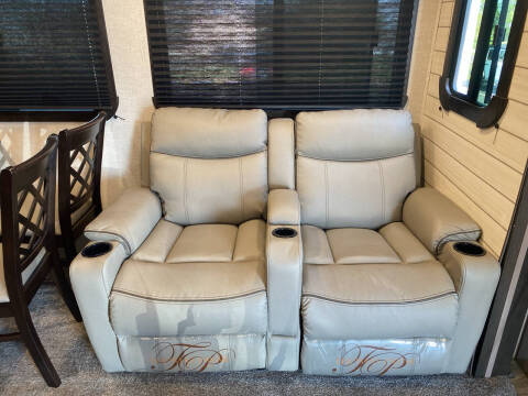 2021 Crossroads RV SUNSET TRAIL SUPER LITE