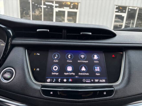 2022 Cadillac XT5 Luxury