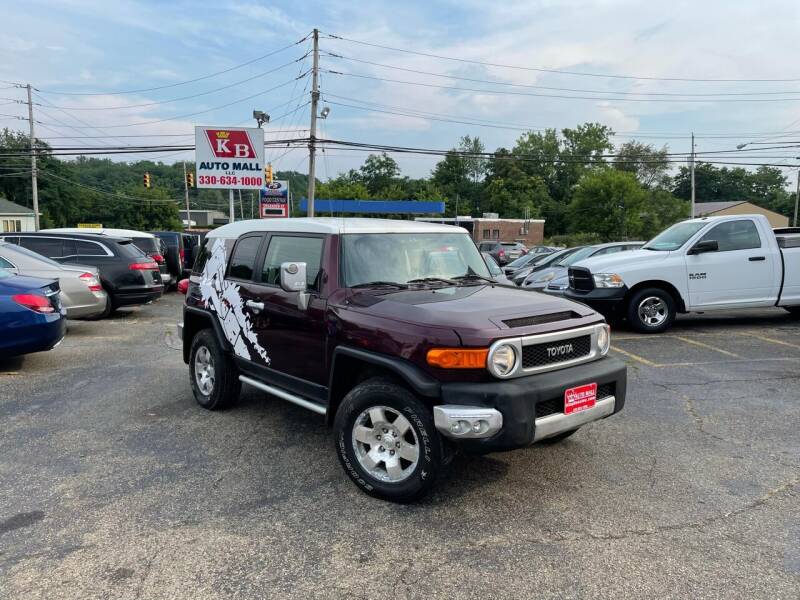 2007 Toyota FJ Cruiser for sale at KB Auto Mall LLC in Akron OH