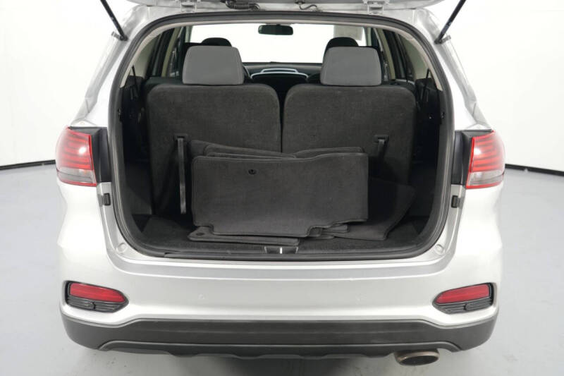 2020 Kia Sorento S V6