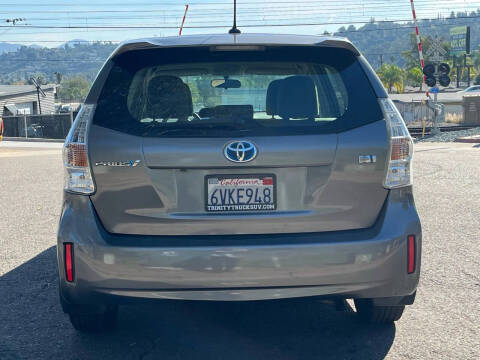 2012 Toyota Prius v