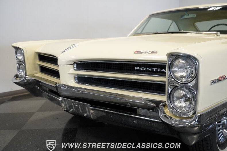 1966 Pontiac 2+2