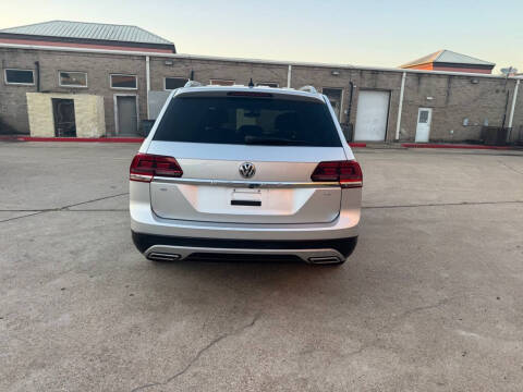 2018 Volkswagen Atlas V6 SE