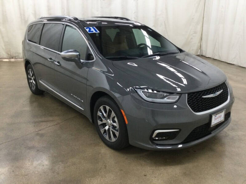 2021 Chrysler Pacifica Hybrid for sale in Barrington, IL
