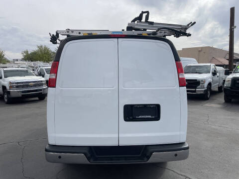 2023 Chevrolet Express 2500