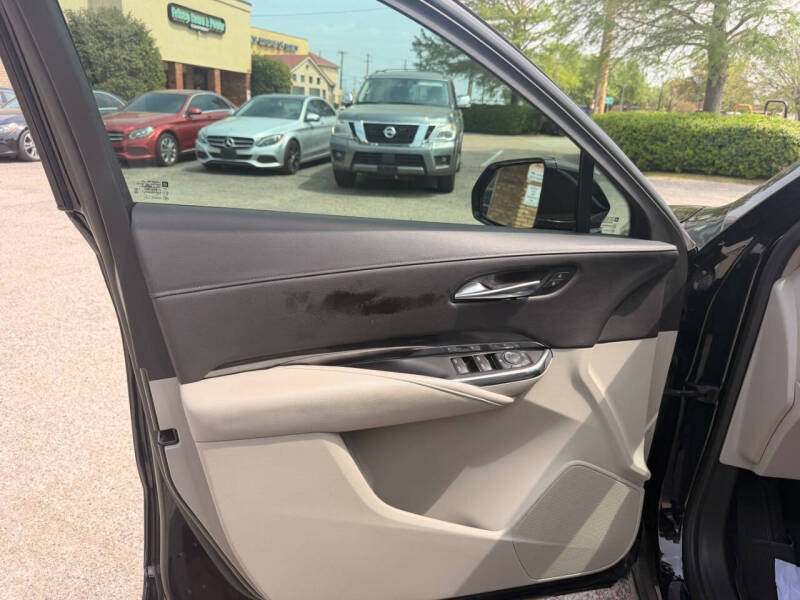 2019 Cadillac XT4 Luxury