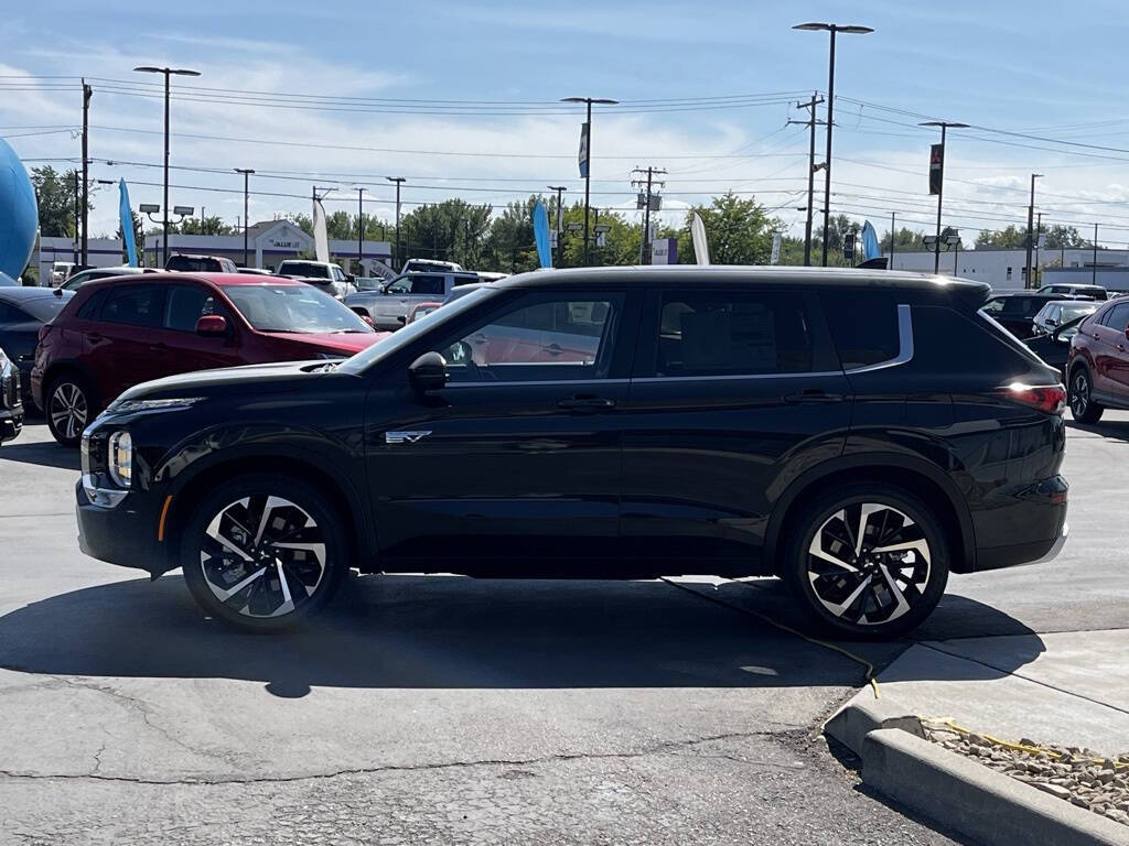 2024 Mitsubishi Outlander PHEV for sale at Axio Auto Boise in Boise, ID