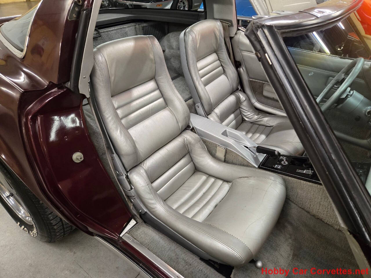 1981 Chevrolet Corvette 12