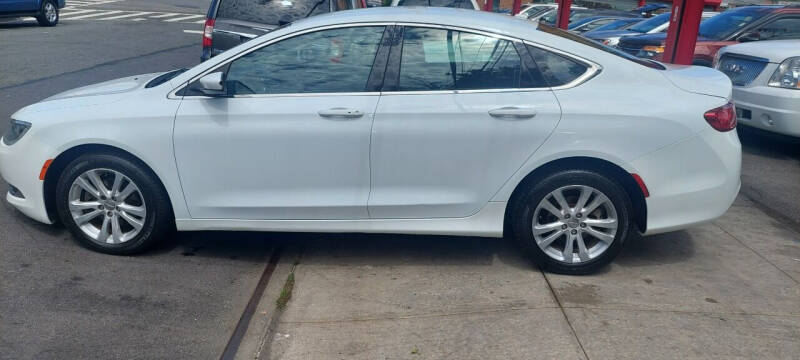 2016 Chrysler 200 Limited