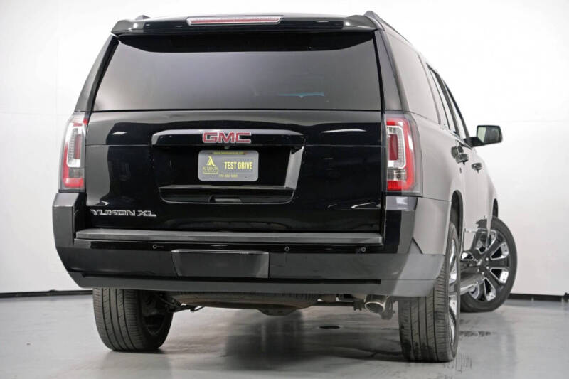 2017 GMC Yukon XL SLT