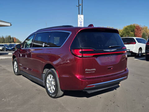 2022 Chrysler Pacifica Touring L
