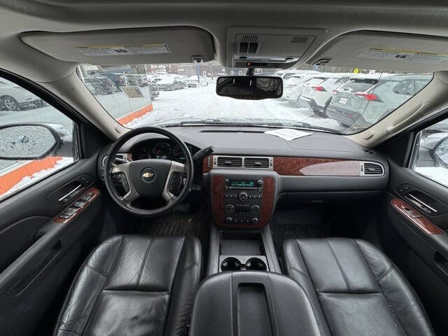 2013 Chevrolet Avalanche LT Black Diamond