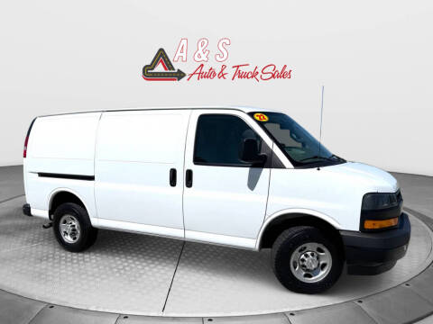 2022 Chevrolet Express 2500