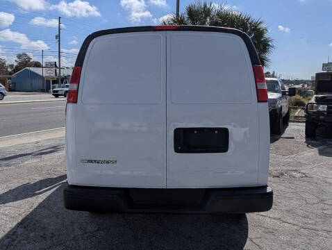 2020 Chevrolet Express 2500