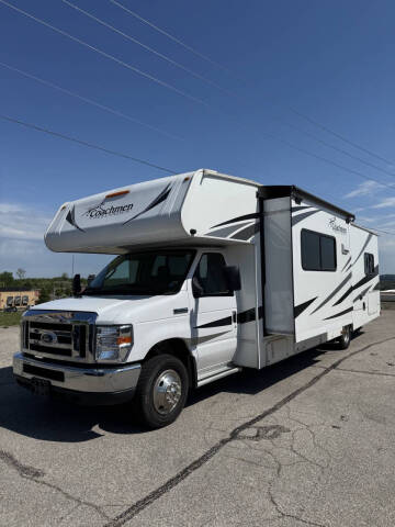 2021 Ford E-450