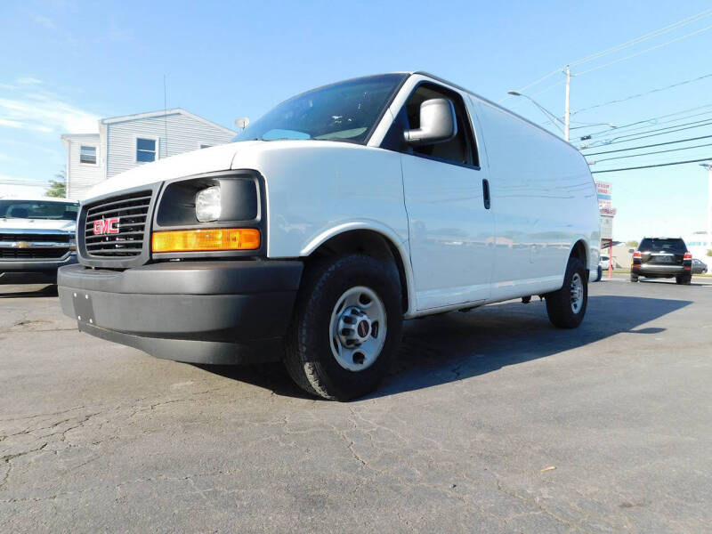 2017 GMC Savana 2500
